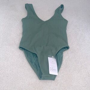 Stunning Green Brand New with Tags Toluca Swim One piece Bathing Suit